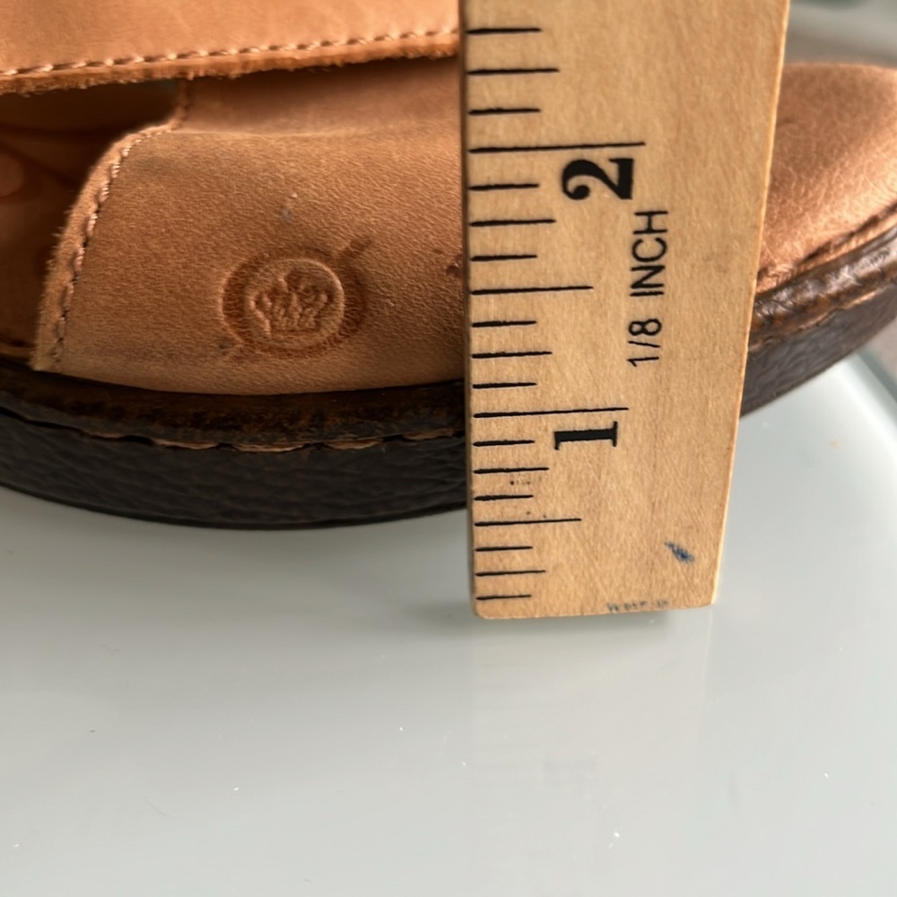 Born Women's Tan Leather Sandals size 8 - Picture 10 of 14